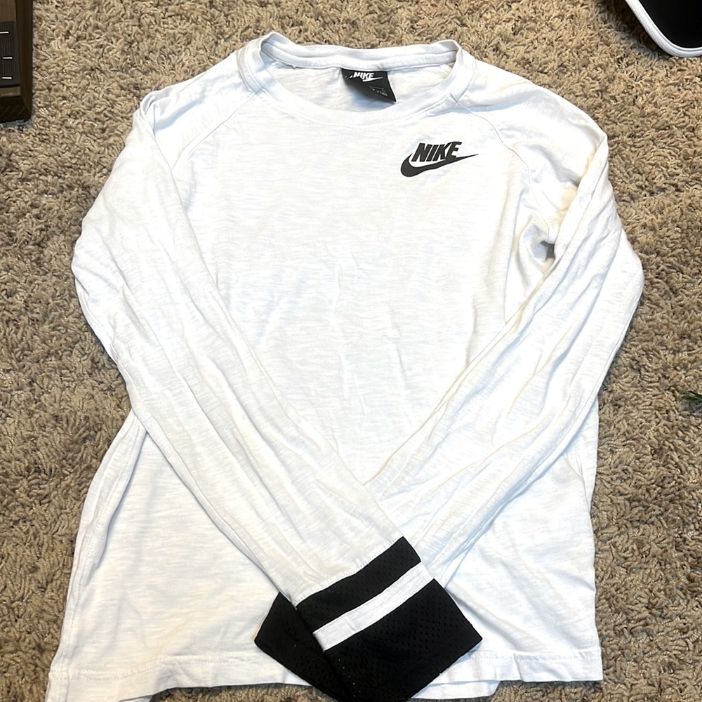 Nike long sleeve shirt size XL
